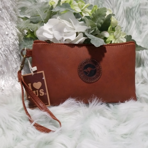 Kangarroo Australia Cosmetic Bag - Picture 1 of 6